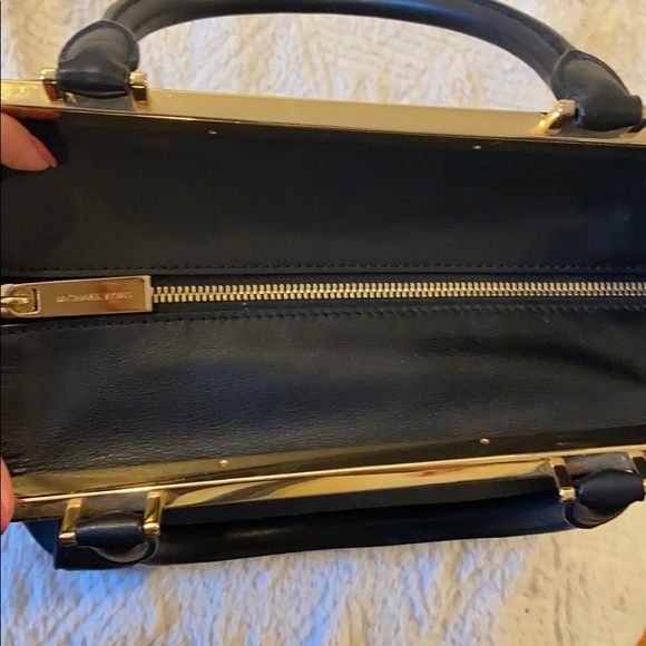 SOLD LAST PRICE DROP: Michael Kors bag - Picture 6 of 16